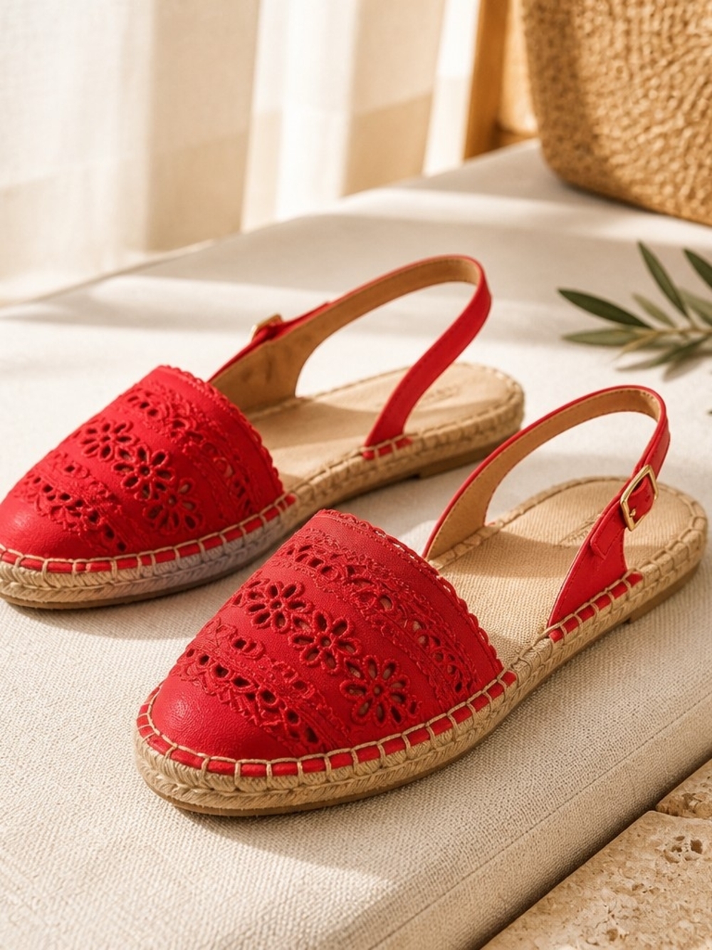 Talbots Red Embroidered Espadrille Slingback Flats Sandals Eyelet Floral Size 8 - Picture 5 of 11